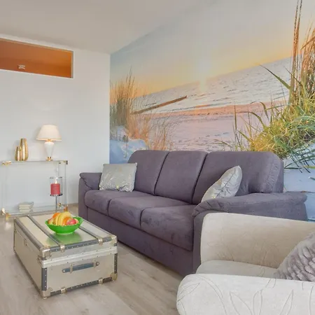 Frieda Apartment *